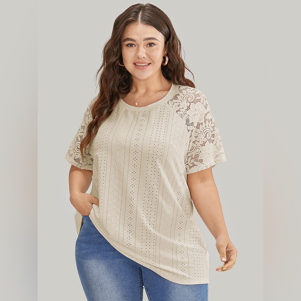 *FLASH SALE* NWT 18/20 2X BloomChic Ivory Cream Lace Sleeve T-shirt